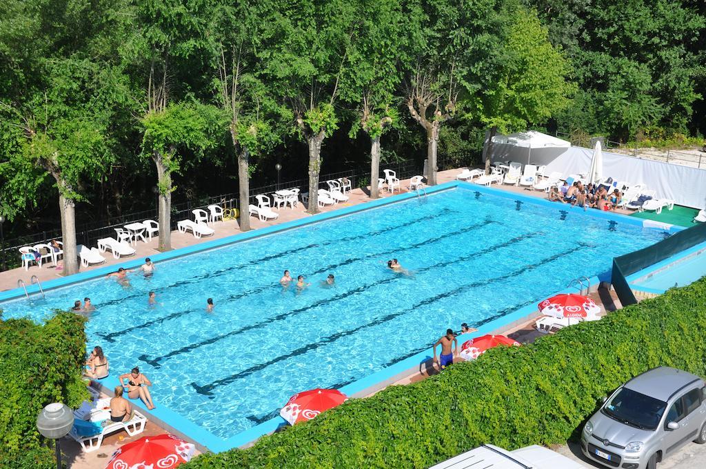 Hotel Terme Di San Vittore 真加 外观 照片