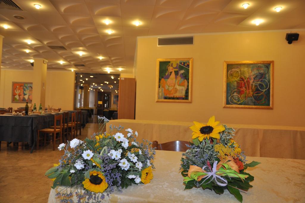 Hotel Terme Di San Vittore 真加 外观 照片