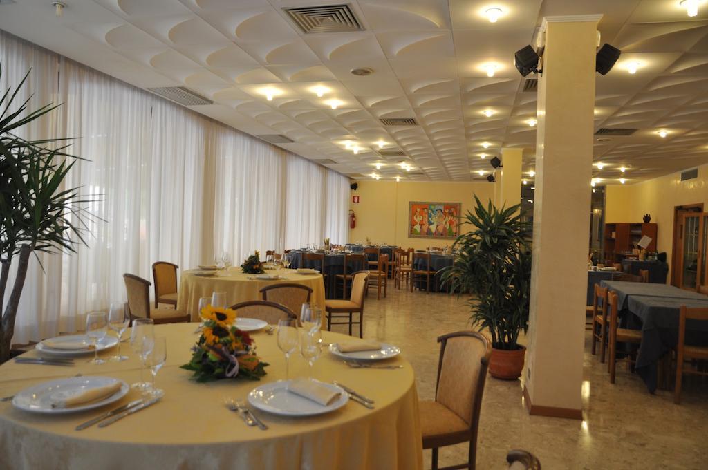 Hotel Terme Di San Vittore 真加 外观 照片