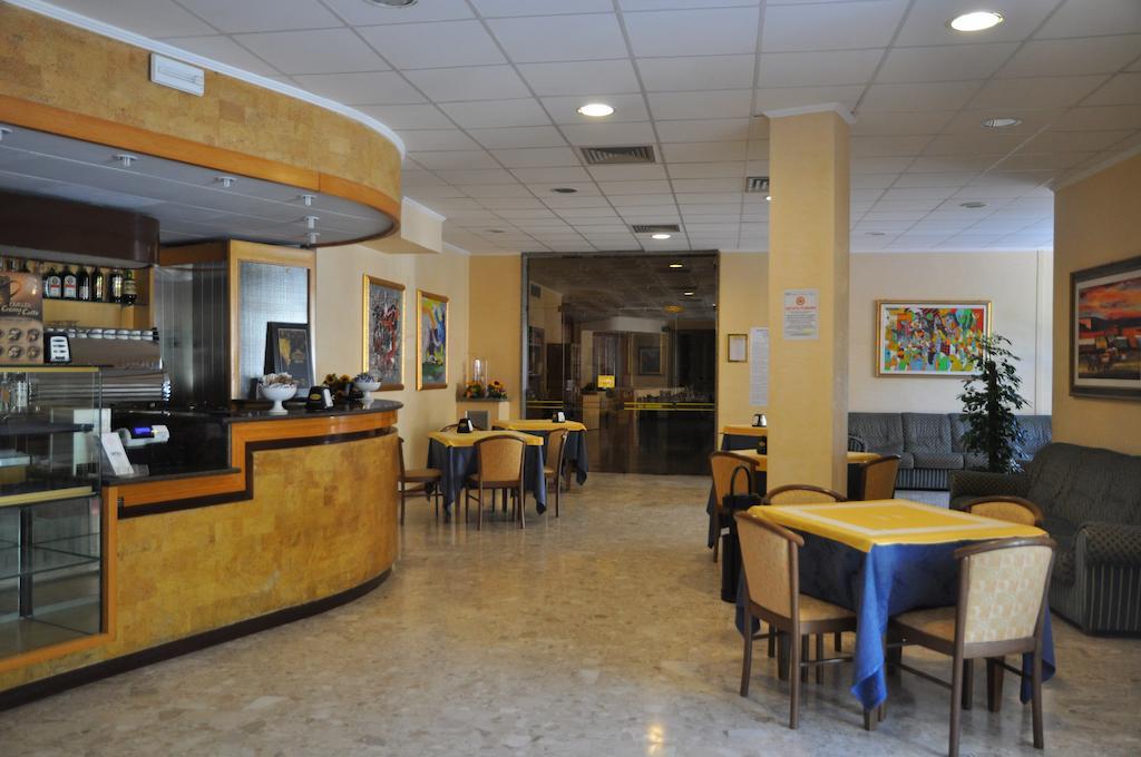 Hotel Terme Di San Vittore 真加 外观 照片